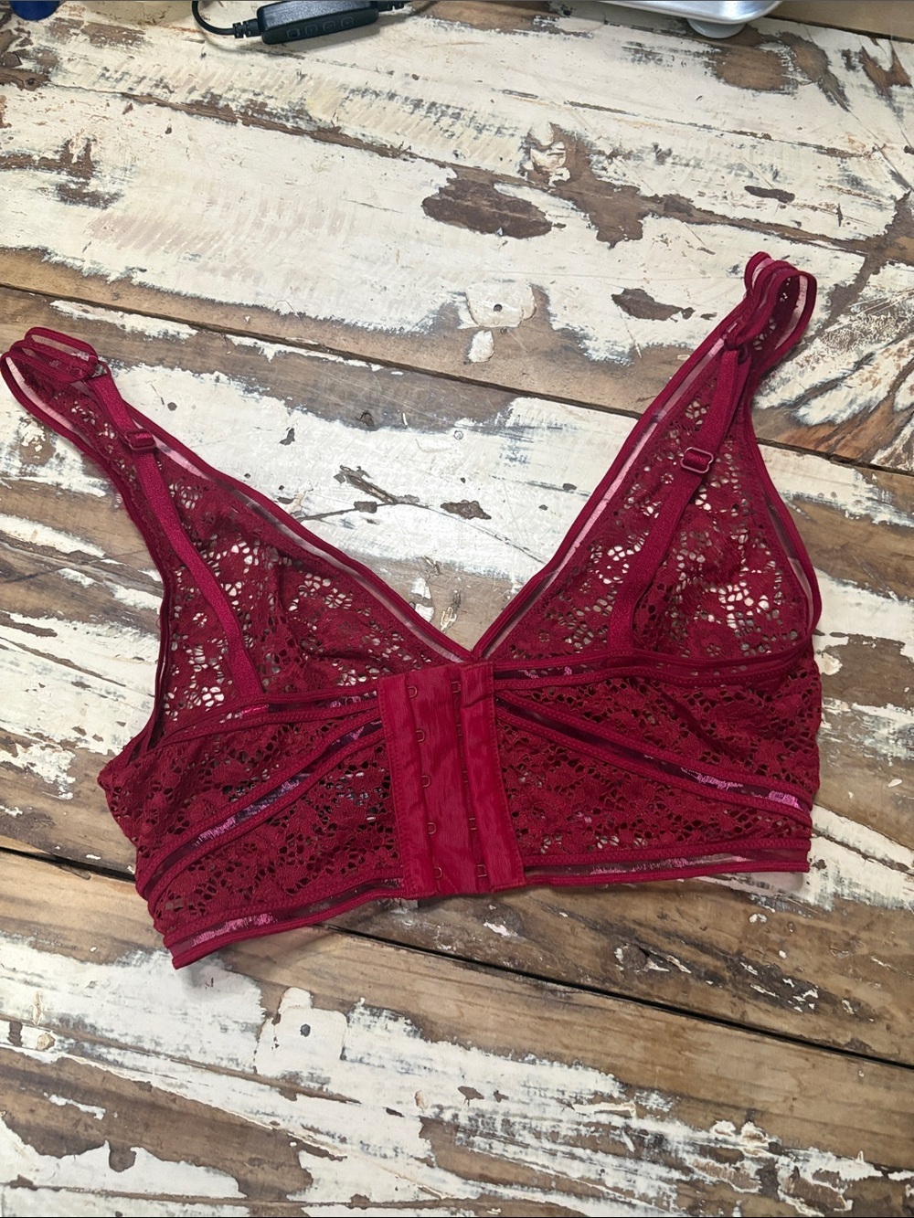 Victoria's Secret Burgundy Lace Bralette - Picture 6 of 8